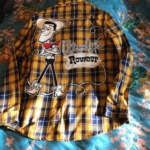 NWT Cakeworthy toy story woody shirt